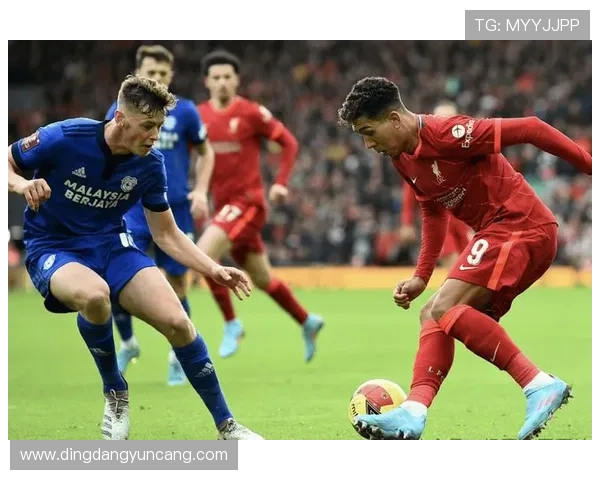 纽卡斯尔联迎战强敌全队状态回升主帅誓言重返英超前四位置 纽卡斯尔联迎战强敌全队状态回升主帅誓言重返英超前四位置