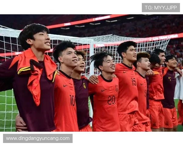 国足新星闪耀赛场带领球队逆转夺冠点燃全国球迷激情