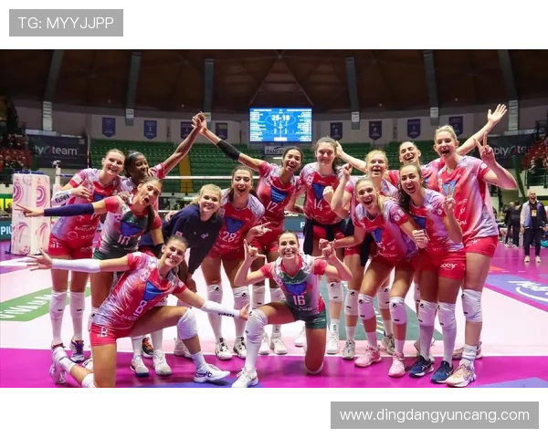 意甲女排决赛激情落幕冠军诞生巅峰对决展现球队坚韧与荣耀