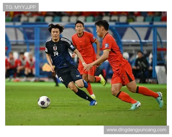 中国足球队备战世界杯预选赛 聚焦年轻球员崭露头角与战术革新