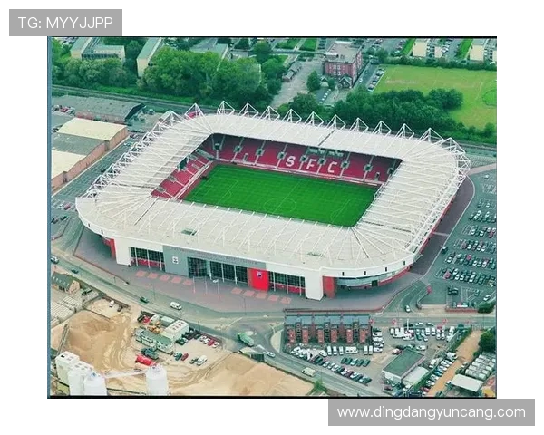 南安普顿足球俱乐部历史沿革与发展历程探析 南安普顿足球俱乐部历史沿革与发展历程探析