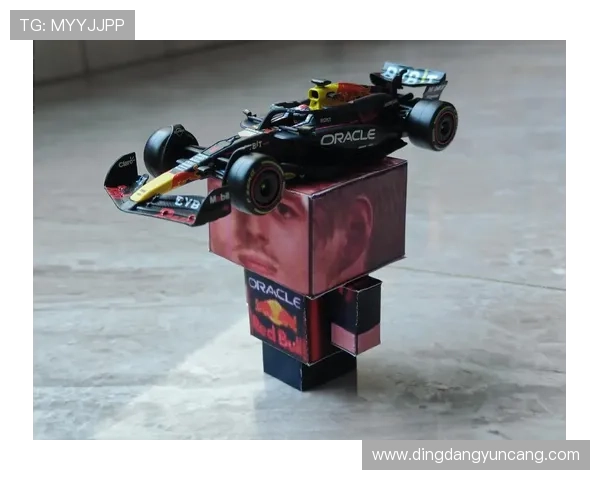 维斯塔潘再度称雄F1赛场梅赛德斯新策略引发车队竞争热潮